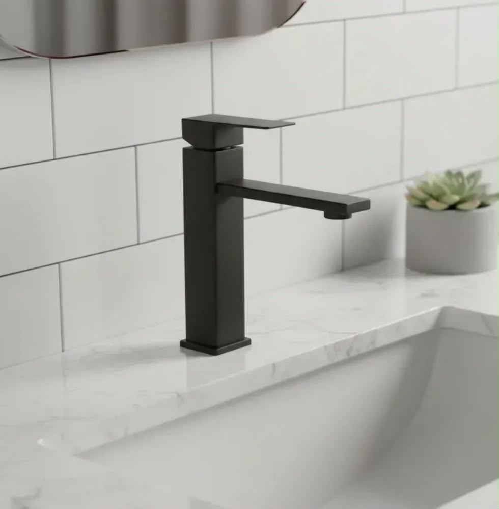 GRIFERIA DE BAÑO CUADRADA NEGRO
